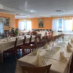 & Restaurant Garda 3* דארמשטאדט