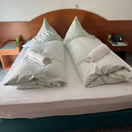 & Restaurant Garda 3*