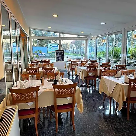 & Restaurant Garda