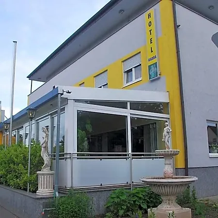 & Restaurant Garda 3* Darmstadt