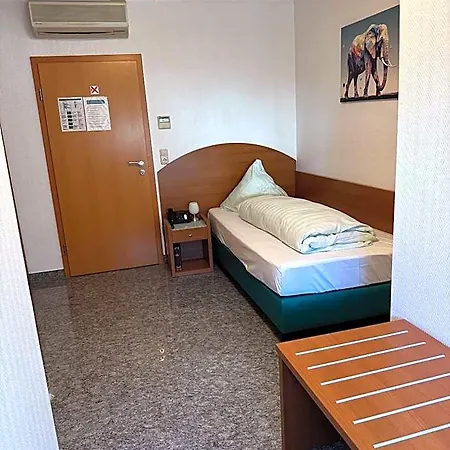 & Restaurant Garda Hotel Darmstadt