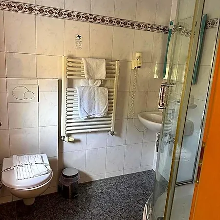Hotel & Restaurant Garda