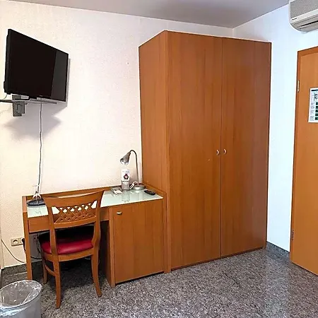 & Restaurant Garda Hotel Darmstadt