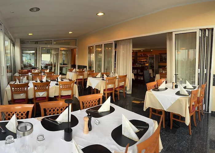 & Restaurant Garda 3* דארמשטאדט