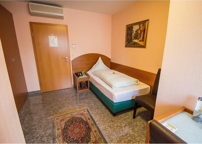 Hotel & Restaurant Garda