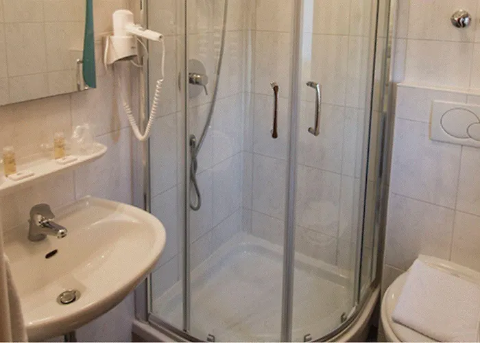 & Restaurant Garda Hotel 3*